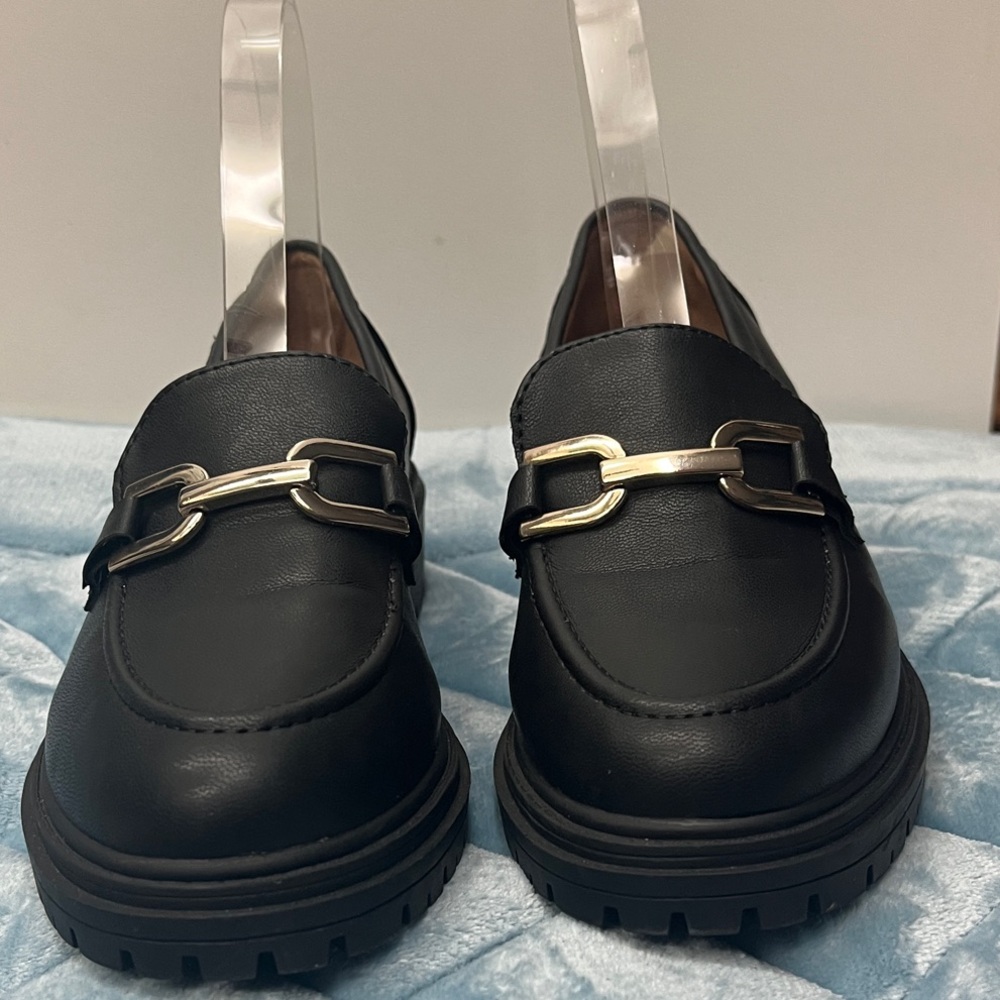 NWOT Rachel Zoe Women's Mila
Faux Leather Chunky Lug Sole Size 7.5M